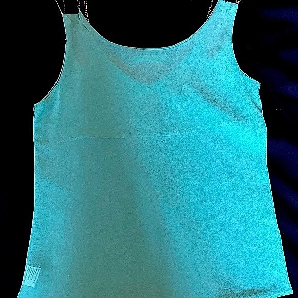VERA & LUCY Light Green TANK TOP BLOUSE w/thin gold link straps•HP - Picture 2 of 9